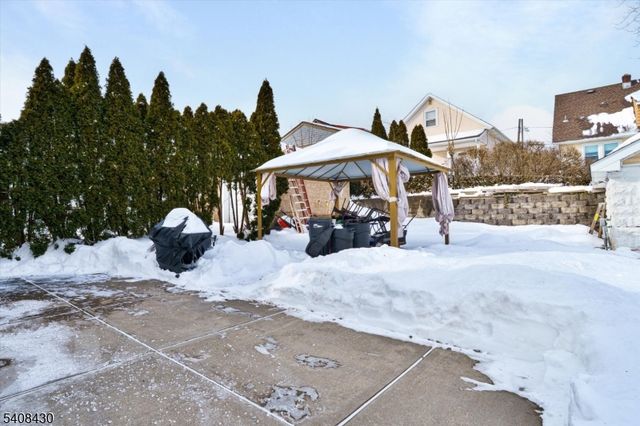 421 N 11Th St, Prospect Park Boro, NJ 07508