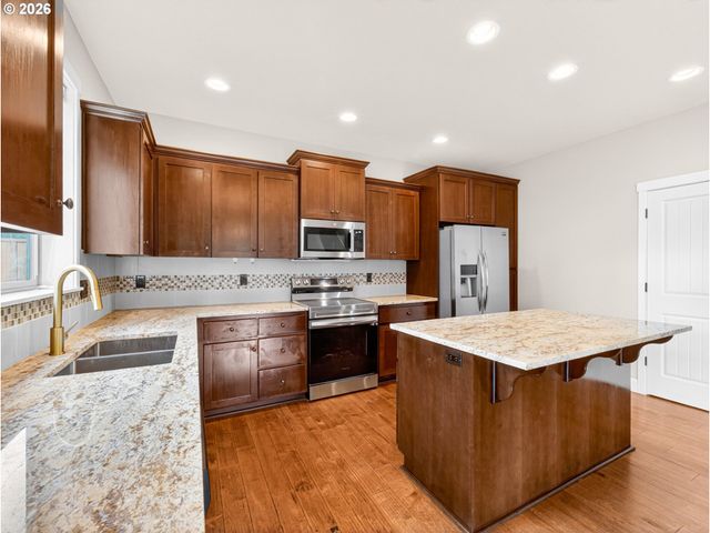 2635 LARKINS Ln, Forest Grove, OR 97116