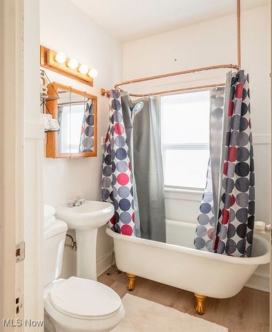 215 Sheridan Avenue, Niles, OH 44446