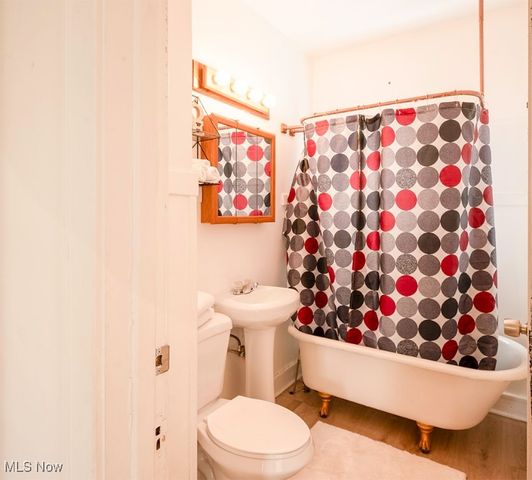 215 Sheridan Avenue, Niles, OH 44446