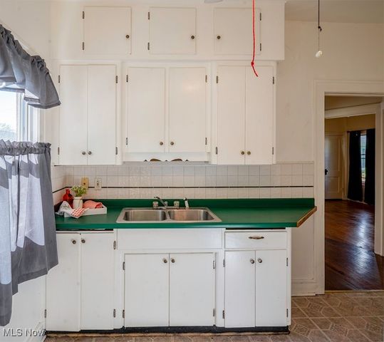 215 Sheridan Avenue, Niles, OH 44446