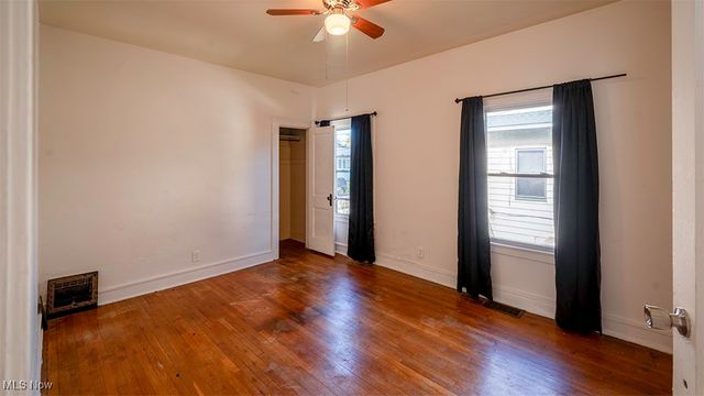 215 Sheridan Avenue, Niles, OH 44446