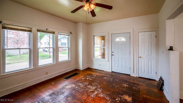 215 Sheridan Avenue, Niles, OH 44446