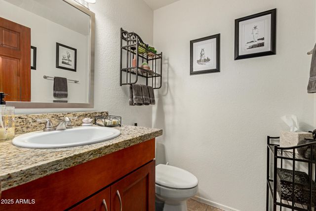 6231 W GRANDVIEW Road, Glendale, AZ 85306