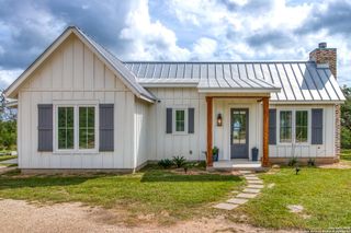 1604 Farm to Market 1077, Bandera, TX 78003