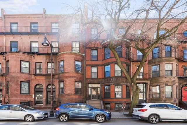 511 Beacon St 8, Boston, MA 02215