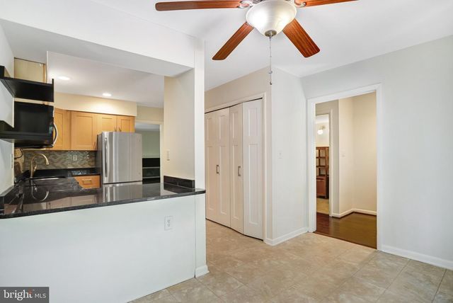 1944 WINTERPORT CL, Reston, VA 20191
