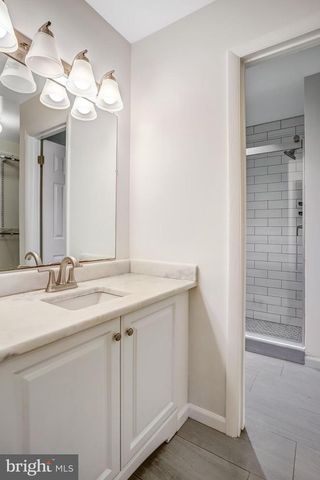 1944 WINTERPORT CL, Reston, VA 20191