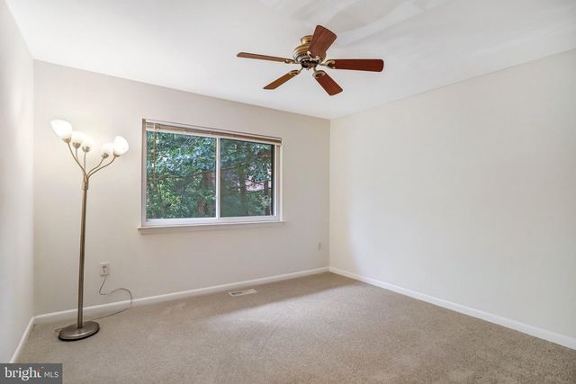 1944 WINTERPORT CL, Reston, VA 20191