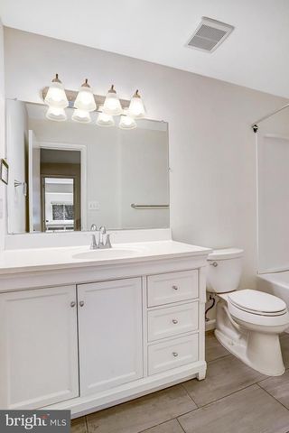 1944 WINTERPORT CL, Reston, VA 20191