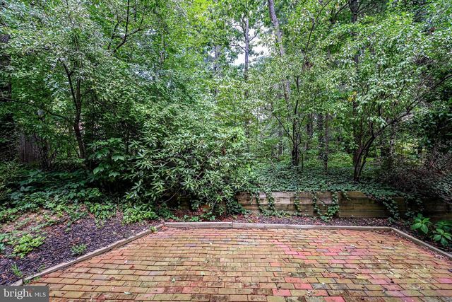1944 WINTERPORT CL, Reston, VA 20191
