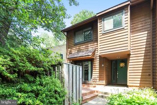 1944 WINTERPORT CL, Reston, VA 20191