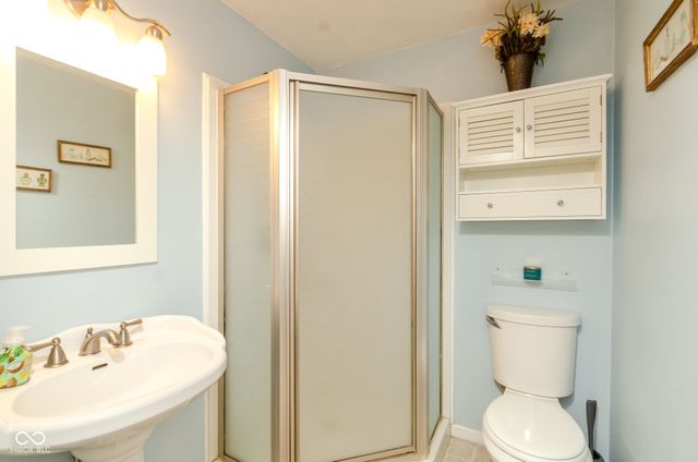 525 Park Avenue, Greenwood, IN 46143