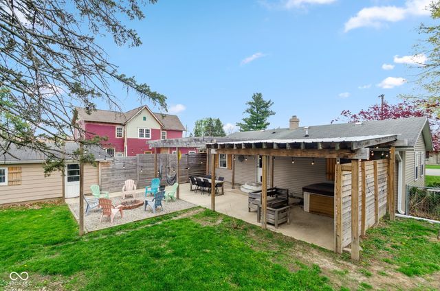 525 Park Avenue, Greenwood, IN 46143