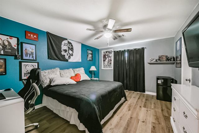 2011 N Palm Court, Pasadena, TX 77502