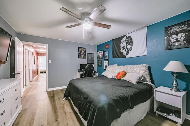 2011 N Palm Court, Pasadena, TX 77502