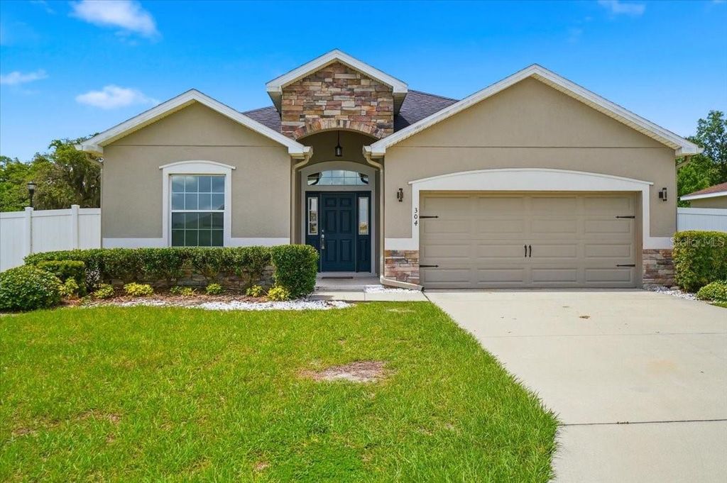 304 WATER LILY LANE, Lake Alfred, FL 33850