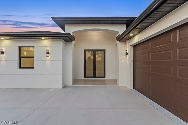 2657 2nd AVE SE, Naples, FL 34117