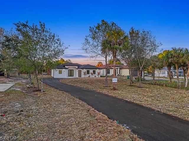 2657 2nd AVE SE, Naples, FL 34117