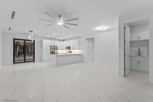 2657 2nd AVE SE, Naples, FL 34117