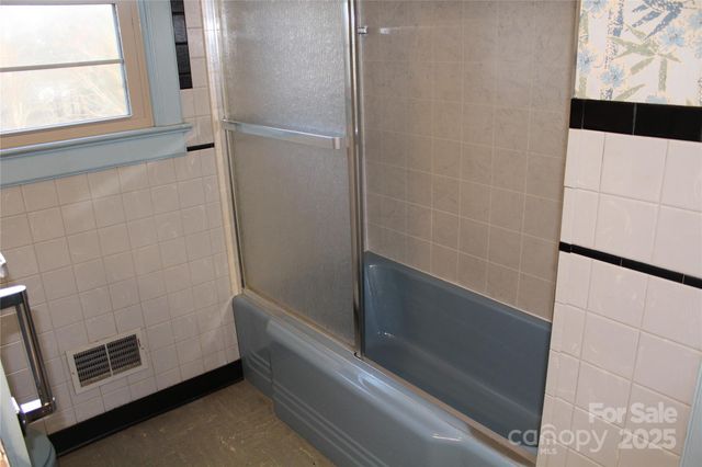 1761 Dearborn Street Extension, Morganton, NC 28655