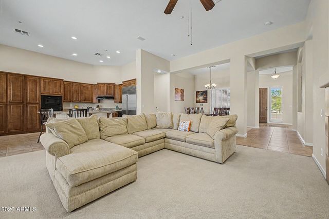 2136 W CAMARGO Drive, Anthem, AZ 85086