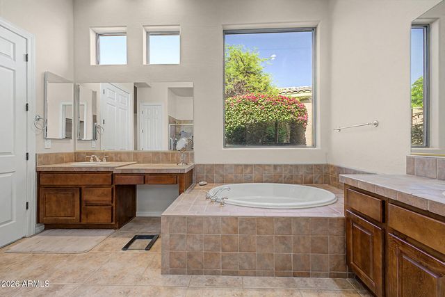 2136 W CAMARGO Drive, Anthem, AZ 85086