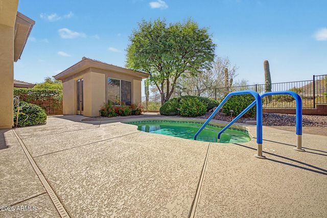 2136 W CAMARGO Drive, Anthem, AZ 85086