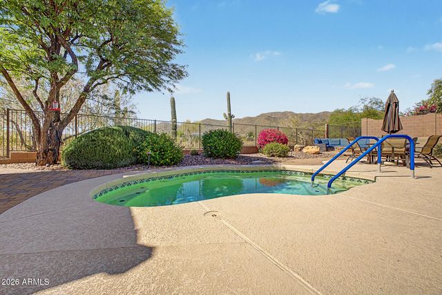 2136 W CAMARGO Drive, Anthem, AZ 85086