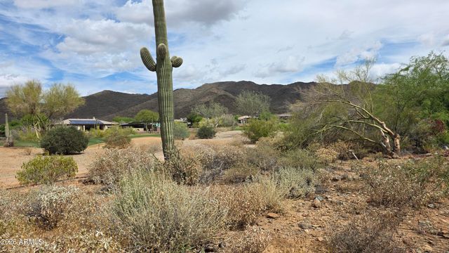 2136 W CAMARGO Drive, Anthem, AZ 85086