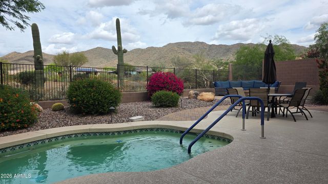 2136 W CAMARGO Drive, Anthem, AZ 85086