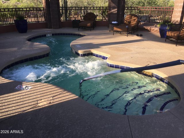 2136 W CAMARGO Drive, Anthem, AZ 85086