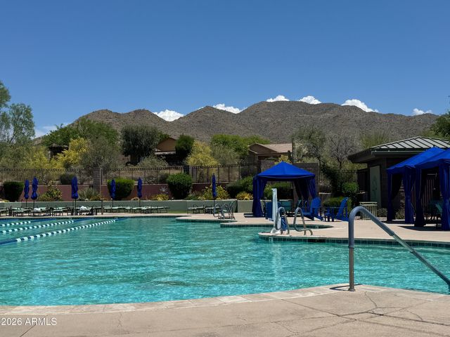 2136 W CAMARGO Drive, Anthem, AZ 85086