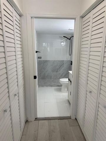 4828 N State Road 7 104, Pompano Beach, FL 33073