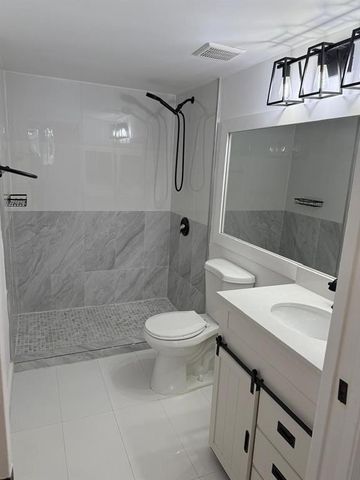 4828 N State Road 7 104, Pompano Beach, FL 33073