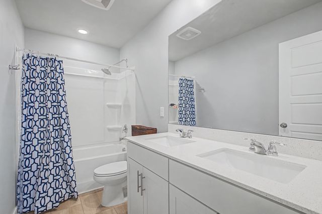 1253 Inverness Pass, Lebanon, TN 37087