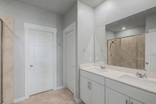 1253 Inverness Pass, Lebanon, TN 37087