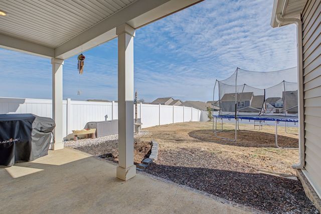 1253 Inverness Pass, Lebanon, TN 37087