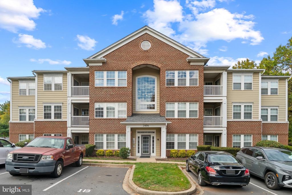 2406 DOMINION DR #1B, Frederick, MD 21702