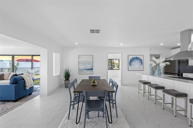 475 115TH AVENUE, Treasure Island, FL 33706