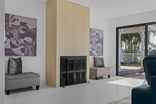 475 115TH AVENUE, Treasure Island, FL 33706