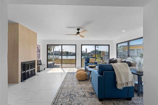 475 115TH AVENUE, Treasure Island, FL 33706