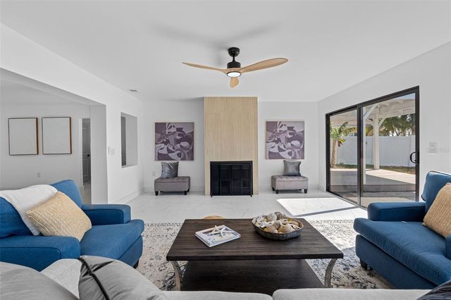 475 115TH AVENUE, Treasure Island, FL 33706