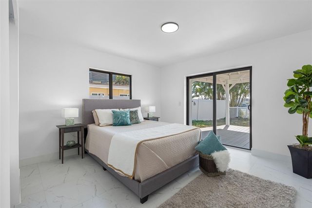 475 115TH AVENUE, Treasure Island, FL 33706