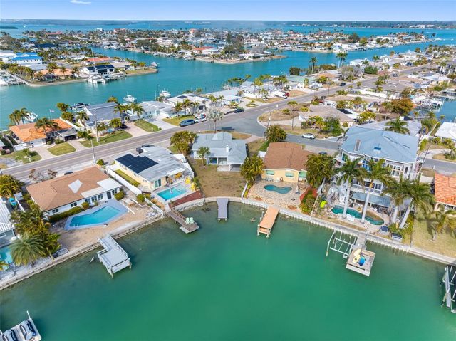 475 115TH AVENUE, Treasure Island, FL 33706