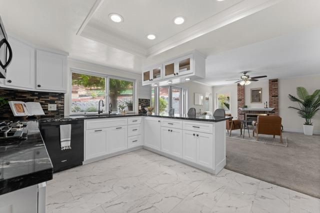 939 Chablis Lane, Vista, CA 92083