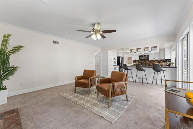 939 Chablis Lane, Vista, CA 92083