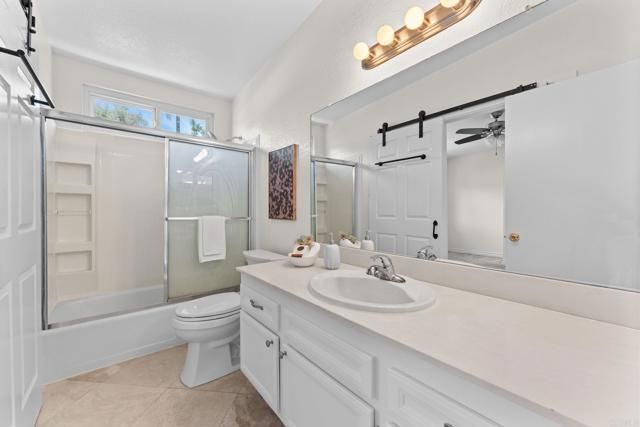 939 Chablis Lane, Vista, CA 92083