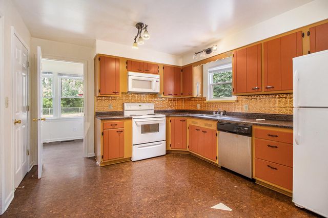 1316 Knollwood Avenue, Kalamazoo City, MI 49006