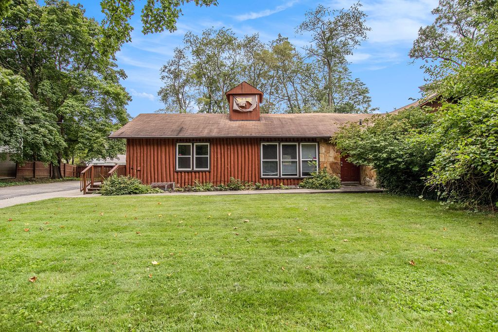 1316 Knollwood Avenue, Kalamazoo City, MI 49006